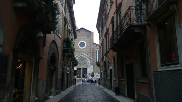Via Sant'Anastasia, Verona