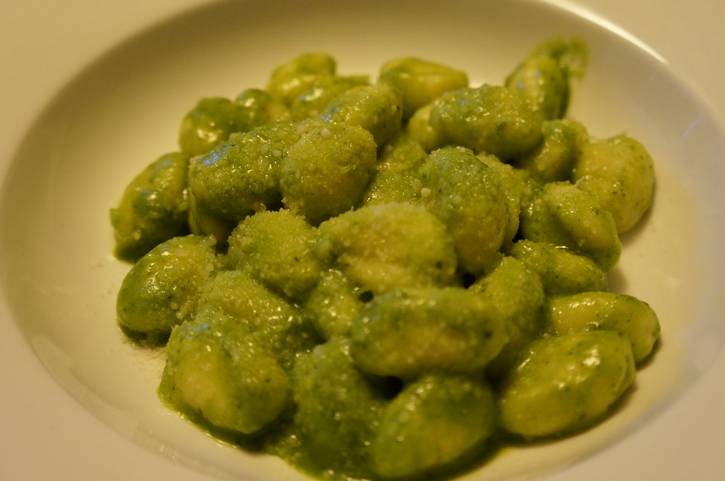 gnocchi al pesto