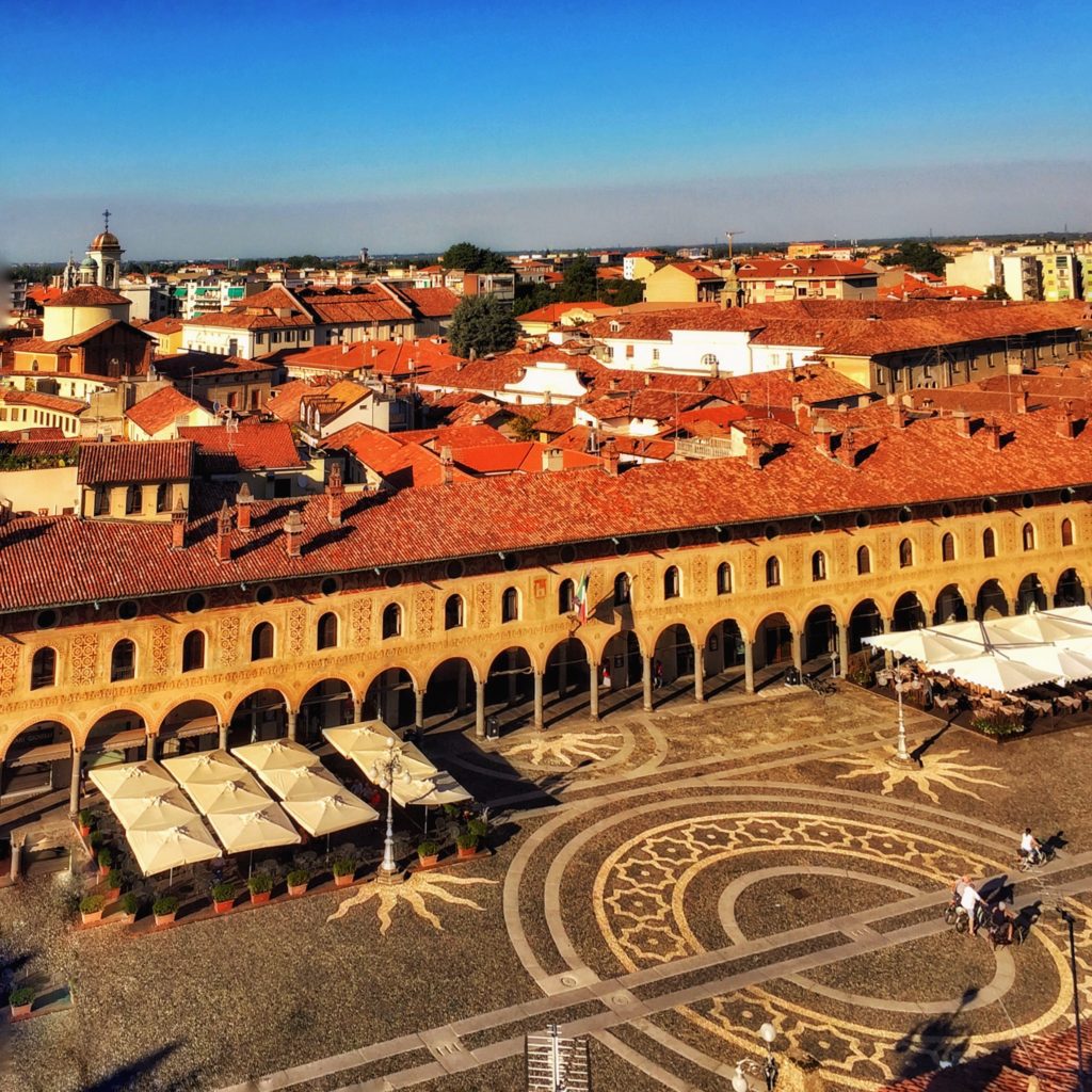 Piazza Ducale, Vigevano